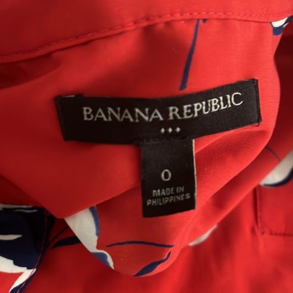 Banana Republic Factory Red Floral Collared Women's Casual Dress - Picture 7 of 9
